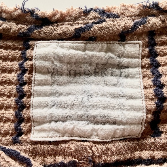 FREE PEOPLE Auntie Em Textured Thermal Top Tan - Picture 10 of 10